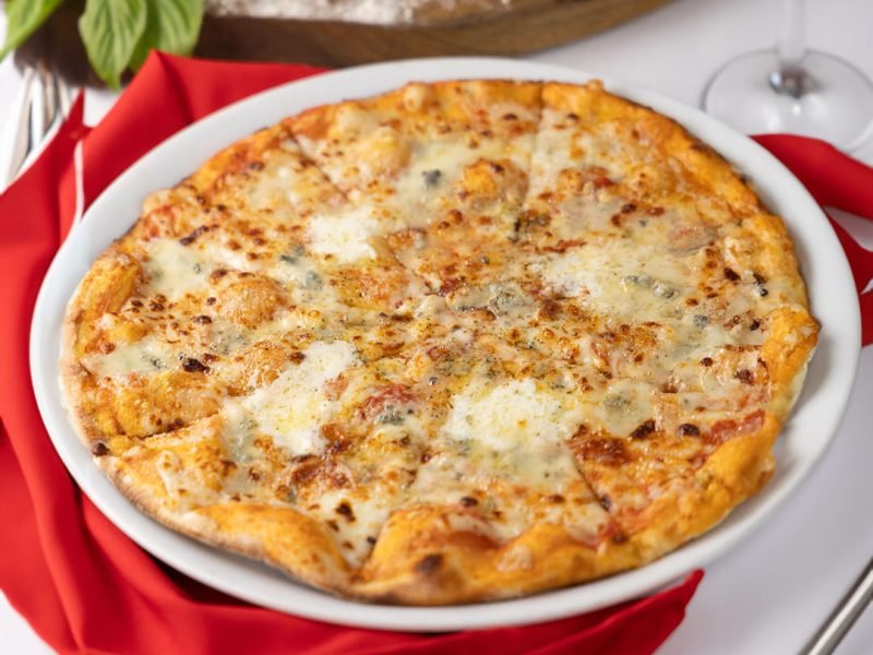 pizza-cuatro-quesos-6